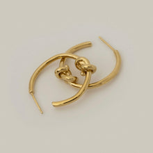 Billie Hoops