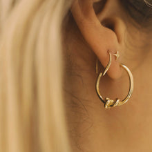 Billie Hoops