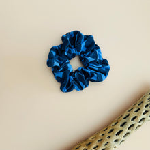 Scrunchie - Midnight/Periwinkle